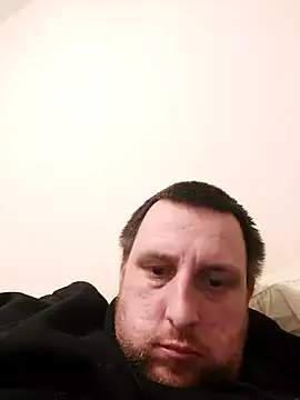 Snapshot of HE-M123 chatting on December 31, 2024, 9:50 pm HE-M123 online show from December 31, 2024, 9:50 pm