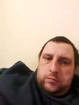 Snapshot of HE-M123 chatting on January 19, 2025, 8:09 pm HE-M123 online show from January 19, 2025, 8:09 pm