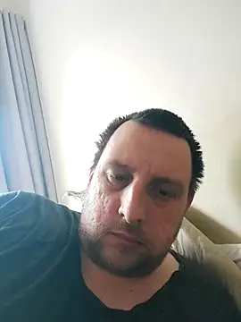 Snapshot of HE-M123 chatting on March 4, 2025, 11:19 am HE-M123 online show from March 4, 2025, 11:19 am