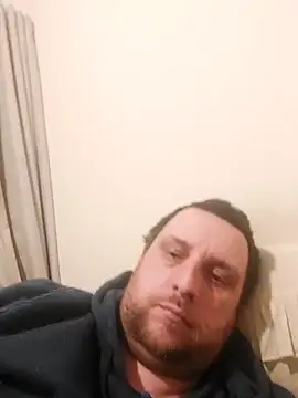 Snapshot of HE-M123 chatting on March 16, 2025, 10:09 pm HE-M123 online show from March 16, 2025, 10:09 pm