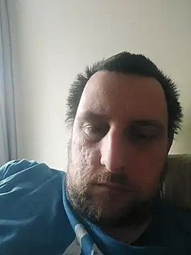 Snapshot of HE-M123 chatting on March 17, 2025, 10:38 am HE-M123 online show from March 17, 2025, 10:38 am