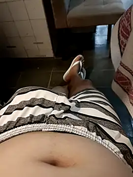 Snapshot of Pau_de_mel20 chatting on February 1, 2025, 12:16 pm Pau de mel20 online show from February 1, 2025, 12:16 pm