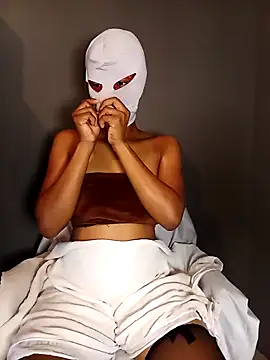 Snapshot of lisa_larry88 chatting on February 15, 2026, 2:41 am lisa larry88 online show from February 15, 2026, 2:41 am