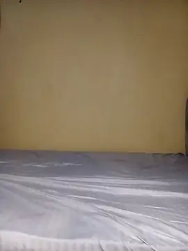 Snapshot of lisa_larry88 chatting on March 21, 2026, 3:33 am lisa larry88 online show from March 21, 2026, 3:33 am