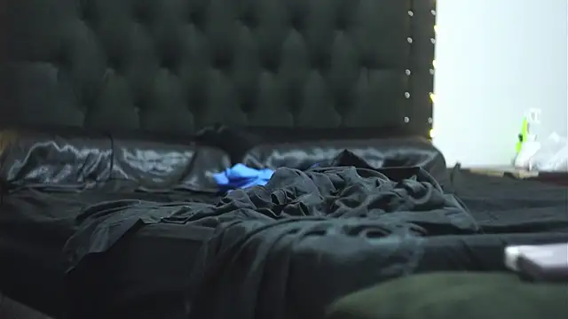 Sexofernandez24 online show from February 1, 2025, 3:19 am