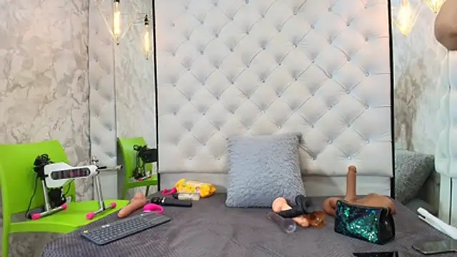 VALENTINA3x online show from March 23, 2026, 4:05 am