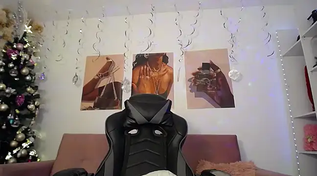 catalinapalencia online show from December 14, 2024, 11:12 pm