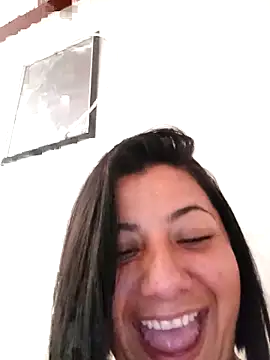 AngeleRoux online show from November 4, 2025, 2:27 pm