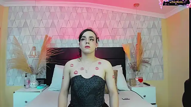 JustinePerry online show from February 15, 2026, 3:58 am