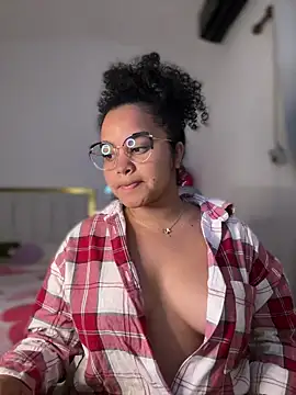 Lucy wilson5 online show from February 17, 2026, 2:19 am