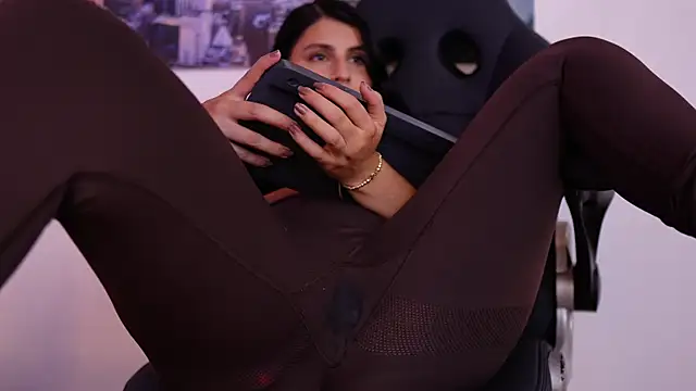 Luu Princess online show from March 10, 2026, 7:52 pm