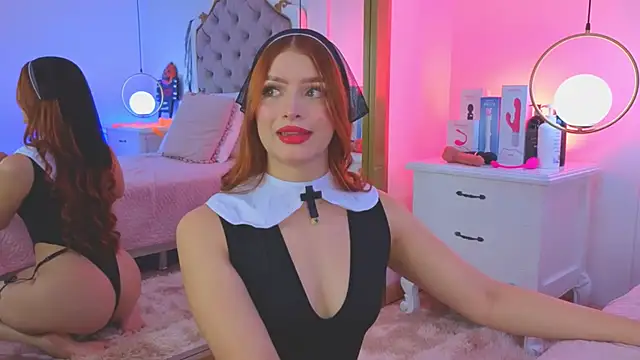 Snapshot of _ambar_Adamss chatting on October 31, 2025, 11:33 am ambar Adamss online show from October 31, 2025, 11:33 am