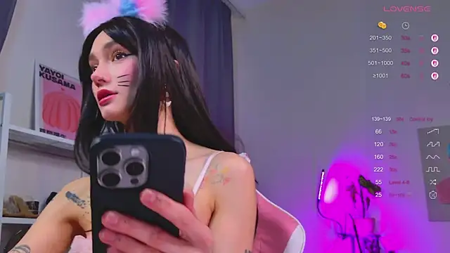 MyLou  online show from December 14, 2025, 3:17 pm