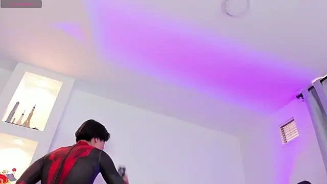 teemotwink online show from February 3, 2025, 8:03 pm