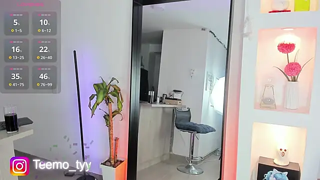 Snapshot of teemotwink chatting on January 8, 2026, 10:12 pm teemotwink online show from January 8, 2026, 10:12 pm