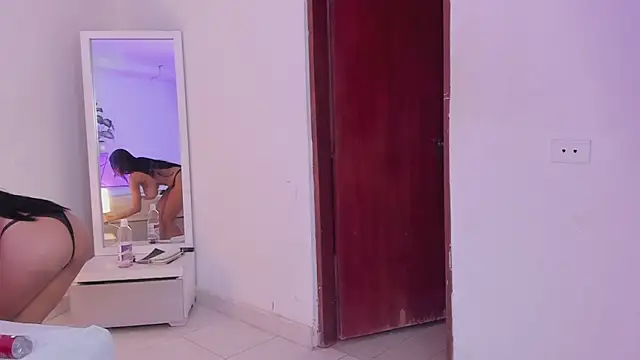 Snapshot of Alhana_pulido chatting on December 28, 2024, 11:26 pm Alhana pulido online show from December 28, 2024, 11:26 pm