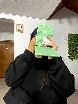 angel natural online show from October 28, 2025, 5:26 pm