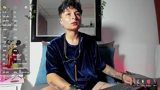Snapshot of ZuryRamirez_ chatting on January 11, 2025, 2:52 am ZuryRamirez online show from January 11, 2025, 2:52 am