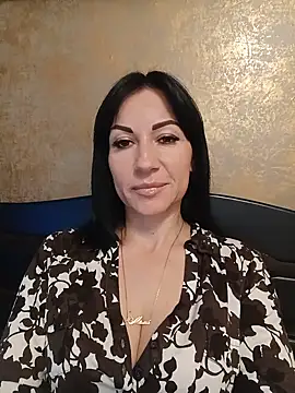 FireLily332 online show from February 6, 2025, 4:03 pm