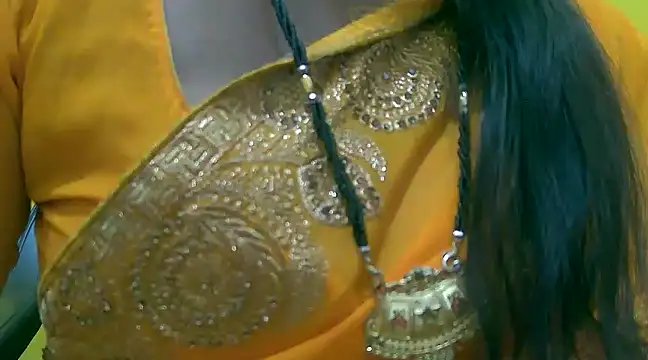 Snapshot of LOVE-SUSHILA chatting on February 2, 2025, 10:13 am LOVE-SUSHILA online show from February 2, 2025, 10:13 am