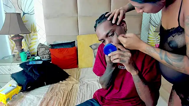 bigblackhotx1 online show from November 5, 2025, 12:27 pm