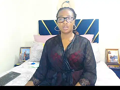 veronica1xxx online show from November 25, 2025, 12:32 am