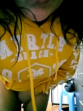 Kasandra02 online show from September 23, 2025, 3:31 am