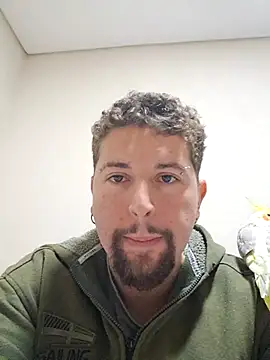 Snapshot of Marcosninfo_ chatting on June 6, 2026, 8:35 pm Marcosninfo online show from June 6, 2026, 8:35 pm