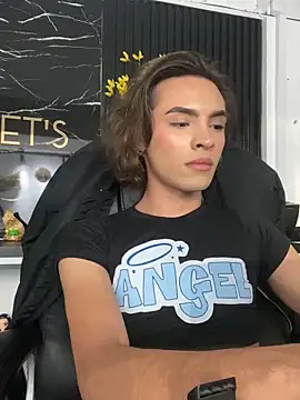 Snapshot of miss_Ari chatting on March 14, 2025, 12:10 am miss Ari online show from March 14, 2025, 12:10 am