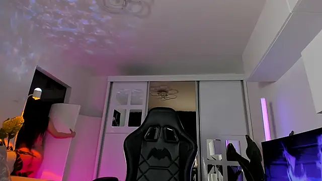 Ivy belle online show from November 28, 2025, 5:54 am