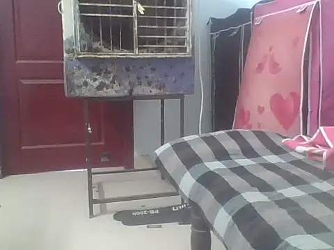 Snapshot of AuntyLover_BhabhiLover_ chatting on June 16, 2026, 1:03 pm AuntyLover BhabhiLover online show from June 16, 2026, 1:03 pm