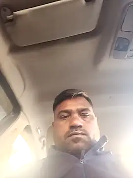 Snapshot of pintuS40 chatting on January 4, 2025, 3:18 am pintuS40 online show from January 4, 2025, 3:18 am