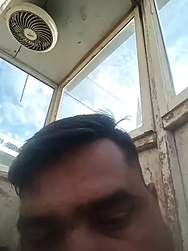 Snapshot of pintuS40 chatting on January 5, 2025, 10:53 am pintuS40 online show from January 5, 2025, 10:53 am