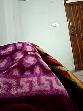 Snapshot of pintuS40 chatting on January 6, 2025, 4:23 pm pintuS40 online show from January 6, 2025, 4:23 pm