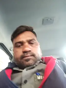 Snapshot of pintuS40 chatting on January 7, 2025, 11:05 am pintuS40 online show from January 7, 2025, 11:05 am