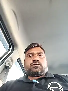 Snapshot of pintuS40 chatting on January 9, 2025, 10:52 am pintuS40 online show from January 9, 2025, 10:52 am