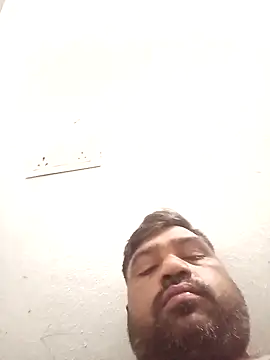 Snapshot of pintuS40 chatting on January 12, 2025, 1:53 am pintuS40 online show from January 12, 2025, 1:53 am