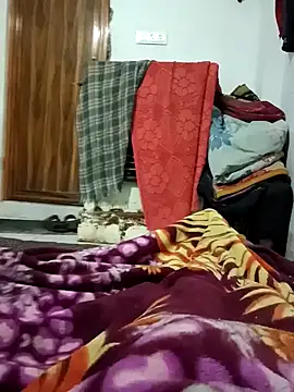 Snapshot of pintuS40 chatting on January 13, 2025, 9:52 pm pintuS40 online show from January 13, 2025, 9:52 pm