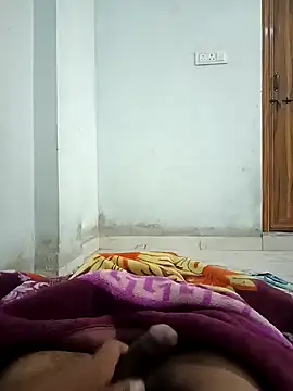 Snapshot of pintuS40 chatting on January 18, 2025, 8:19 pm pintuS40 online show from January 18, 2025, 8:19 pm