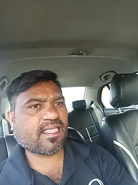 Snapshot of pintuS40 chatting on January 19, 2025, 4:33 am pintuS40 online show from January 19, 2025, 4:33 am