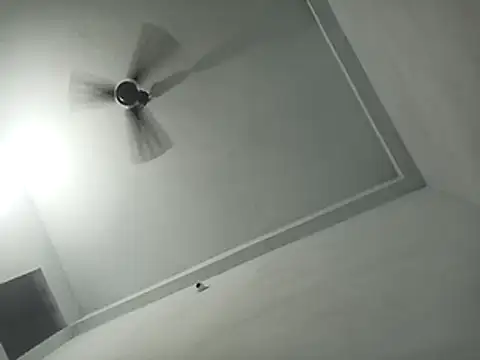 Snapshot of pintuS40 chatting on January 22, 2025, 7:03 pm pintuS40 online show from January 22, 2025, 7:03 pm