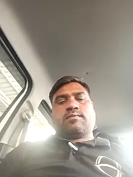 Snapshot of pintuS40 chatting on January 24, 2025, 10:21 am pintuS40 online show from January 24, 2025, 10:21 am