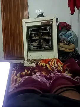 Snapshot of pintuS40 chatting on January 26, 2025, 5:34 pm pintuS40 online show from January 26, 2025, 5:34 pm