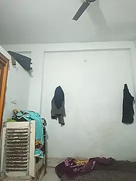 Snapshot of pintuS40 chatting on February 23, 2025, 12:51 am pintuS40 online show from February 23, 2025, 12:51 am