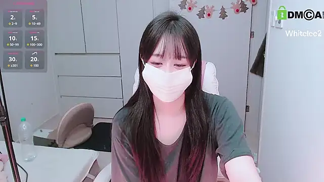 Snapshot of whitelee2 chatting on January 9, 2026, 4:32 pm whitelee2 online show from January 9, 2026, 4:32 pm