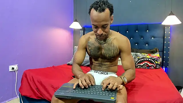 Snapshot of Salomon_koude chatting on November 23, 2025, 7:24 pm Salomon koude online show from November 23, 2025, 7:24 pm