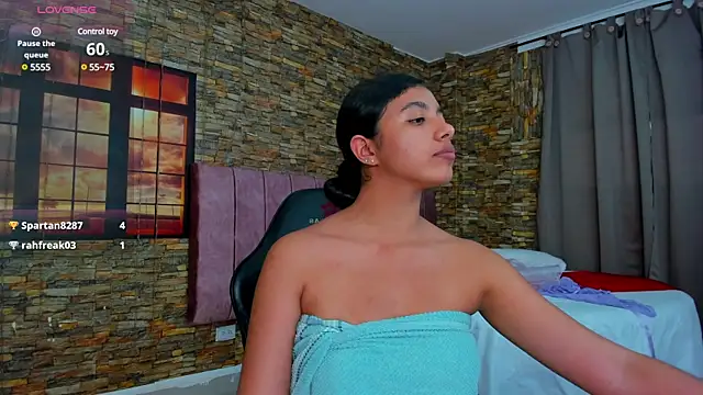 viktorya xue online show from February 13, 2025, 5:11 pm