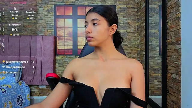 viktorya xue online show from November 12, 2025, 11:10 am