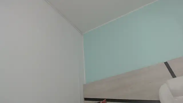 sussy leon online show from February 10, 2025, 6:24 pm