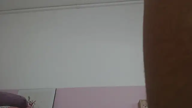 sussy leon online show from February 12, 2025, 11:09 pm